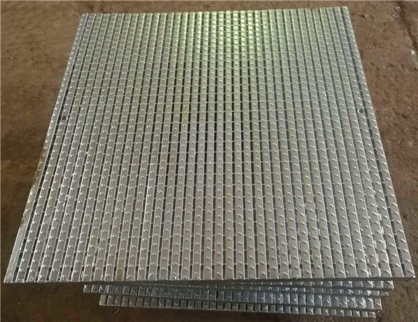 Steel gratings 